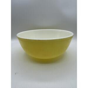 VTG Pyrex Milk Glass Primary Colors Yellow #404 4 Qt Mixing Nesting Bowl LT22